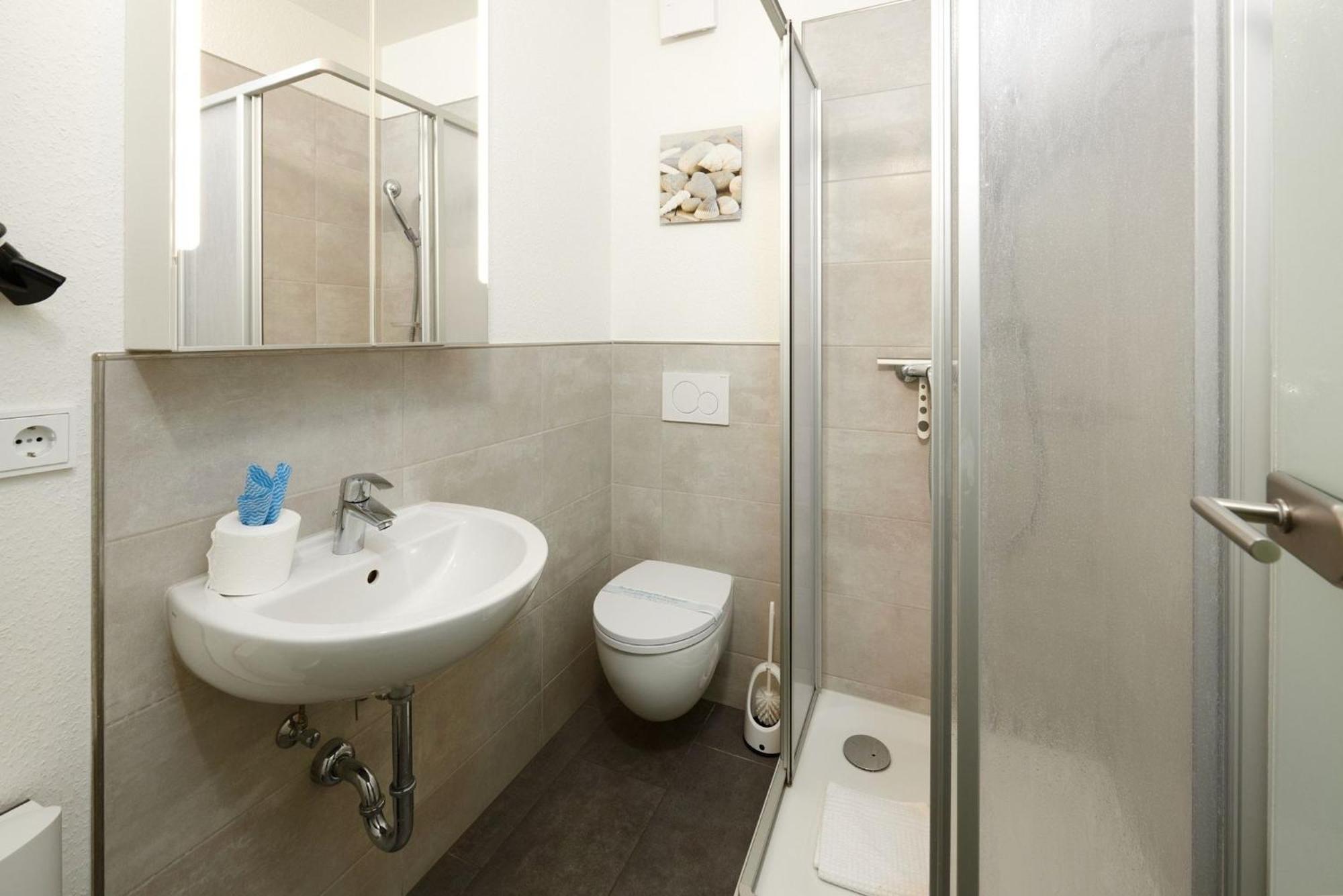 Boern Brn Ankerplatz Apartment Laboe Bagian luar foto